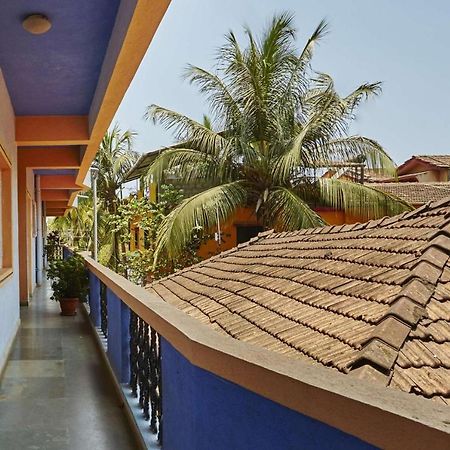 Libton Manor Hotell Candolim Exteriör bild