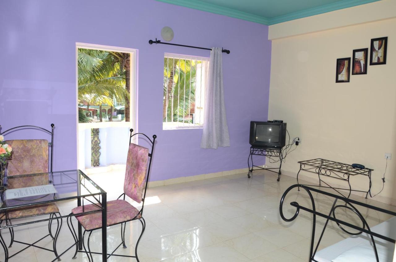 Libton Manor Hotell Candolim Exteriör bild