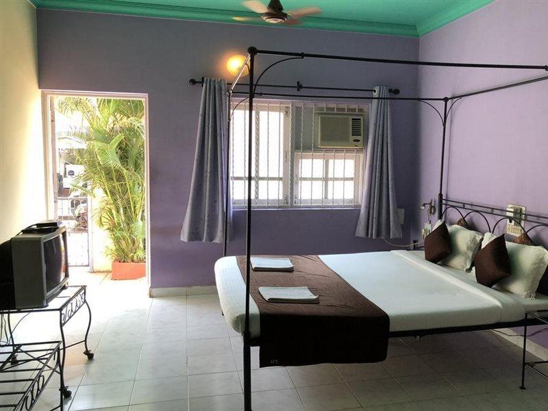 Libton Manor Hotell Candolim Exteriör bild