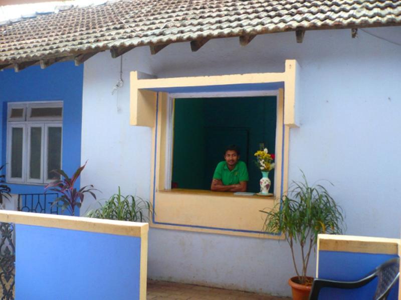 Libton Manor Hotell Candolim Exteriör bild